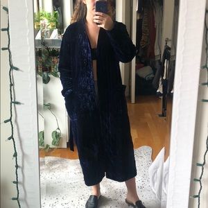 Navy Quilted Tie Coat! Super unique!